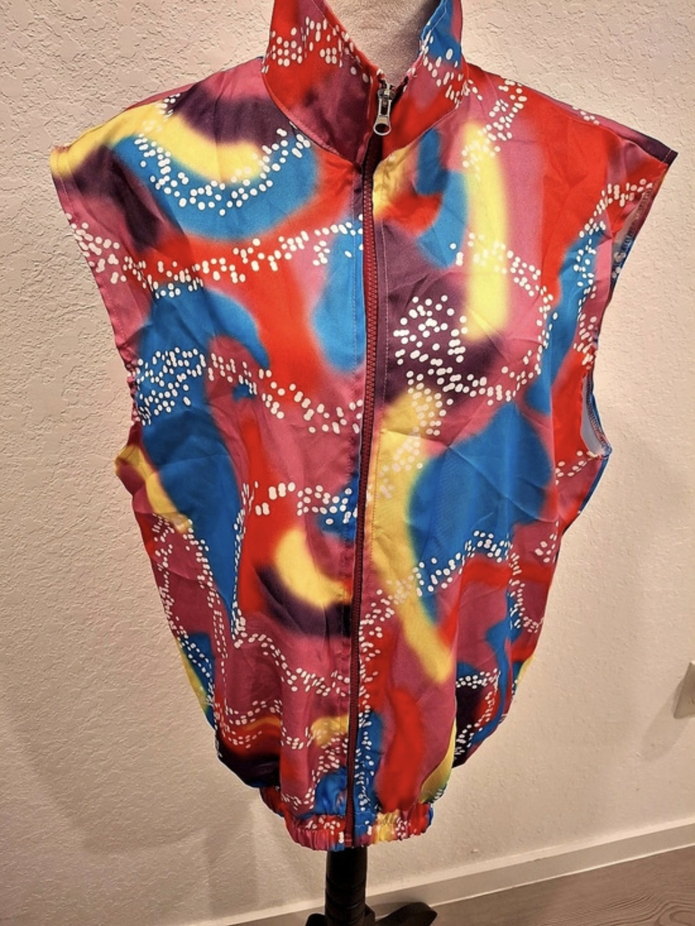 Abstract Print Zip Vest Size XL
